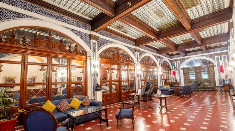 <b>Best Western Hotel Majestic Lobby</b>. Images powered by <a href="https://iceportal.shijigroup.com/" title="IcePortal" target="_blank">IcePortal</a>.