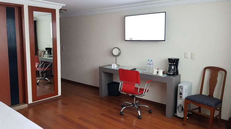 Best Western Plus Gran Marques Room