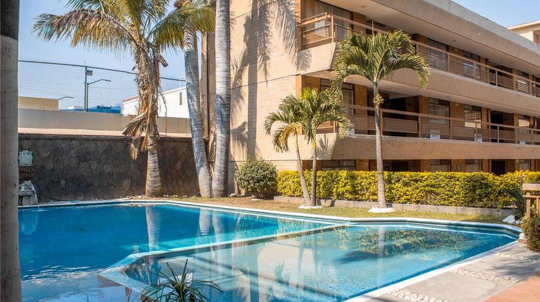 <b>Best Western Plus Plaza Florida & Tower Pool</b>. Images powered by <a href="https://iceportal.shijigroup.com/" title="IcePortal" target="_blank">IcePortal</a>.