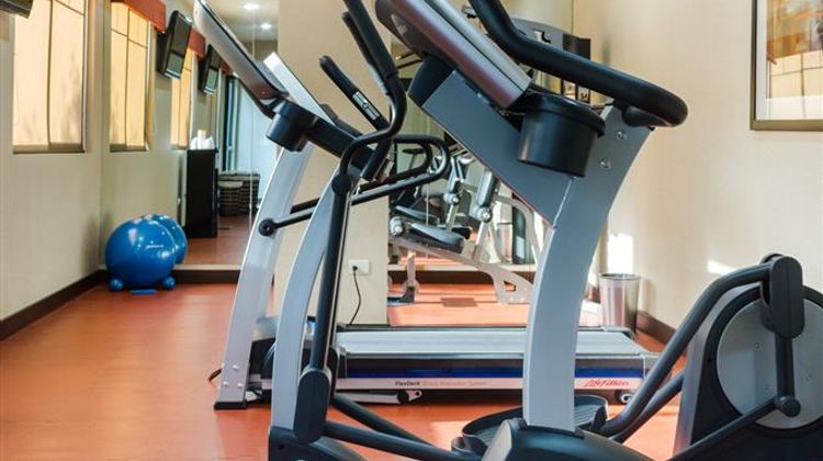 Best Western Premier Monterrey Airport Health