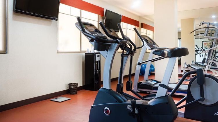 Best Western Premier Monterrey Airport Health