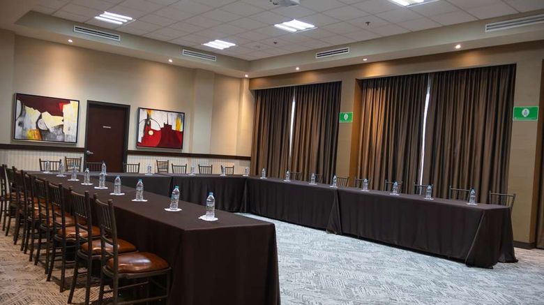 <b>Best Western Premier Monterrey Airport Meeting</b>. Images powered by <a href="https://iceportal.shijigroup.com/" title="IcePortal" target="_blank">IcePortal</a>.