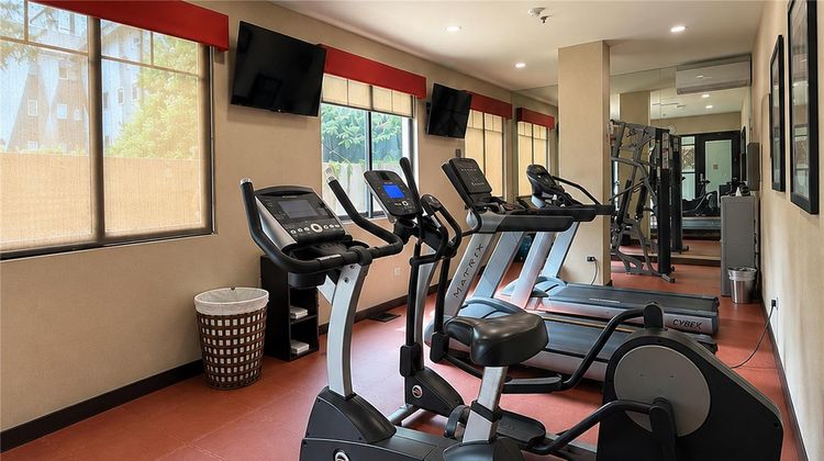Best Western Premier Monterrey Airport Health