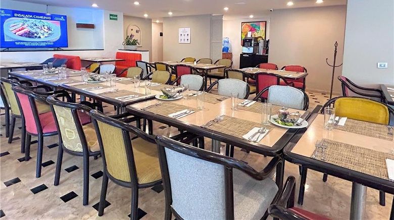 <b>Best Western Plus Gran Hotel Morelia Restaurant</b>. Images powered by <a href="https://iceportal.shijigroup.com/" title="IcePortal" target="_blank">IcePortal</a>.