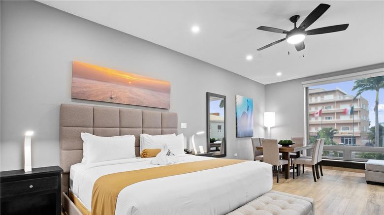 <b>Best Western Plus Belize Biltmore Plaza Suite</b>. Images powered by <a href="https://iceportal.shijigroup.com/" title="IcePortal" target="_blank">IcePortal</a>.