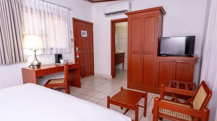 Best Western Las Mercedes Airport Room
