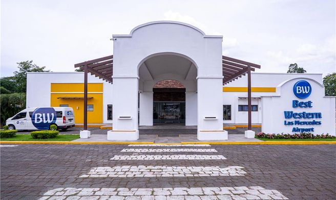 Best Western Las Mercedes Airport Exterior