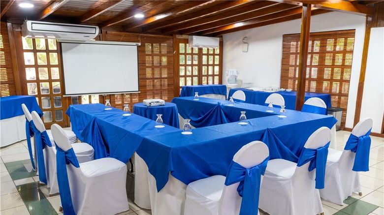 <b>Best Western Las Mercedes Airport Meeting</b>. Images powered by <a href="https://iceportal.shijigroup.com/" title="IcePortal" target="_blank">IcePortal</a>.