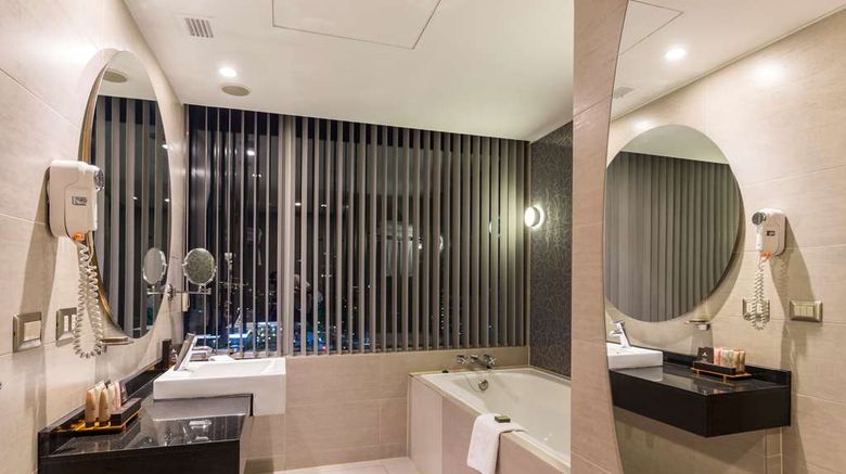 <b>Best Western Premier Marina Las Condes Room</b>. Images powered by <a href="https://iceportal.shijigroup.com/" title="IcePortal" target="_blank">IcePortal</a>.
