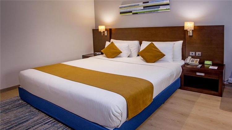 Best Western Premier Muscat Room