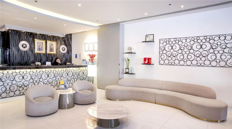Best Western Premier Muscat Lobby
