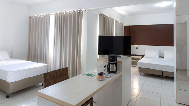 Best Western Suites Le Jardin Room
