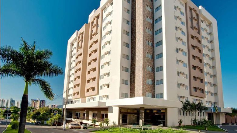 <b>Best Western Suites Le Jardin Suite</b>. Images powered by <a href="https://iceportal.shijigroup.com/" title="IcePortal" target="_blank">IcePortal</a>.
