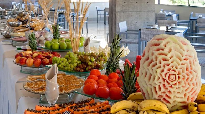 <b>Best Western Suites Le Jardin Restaurant</b>. Images powered by <a href="https://iceportal.shijigroup.com/" title="IcePortal" target="_blank">IcePortal</a>.