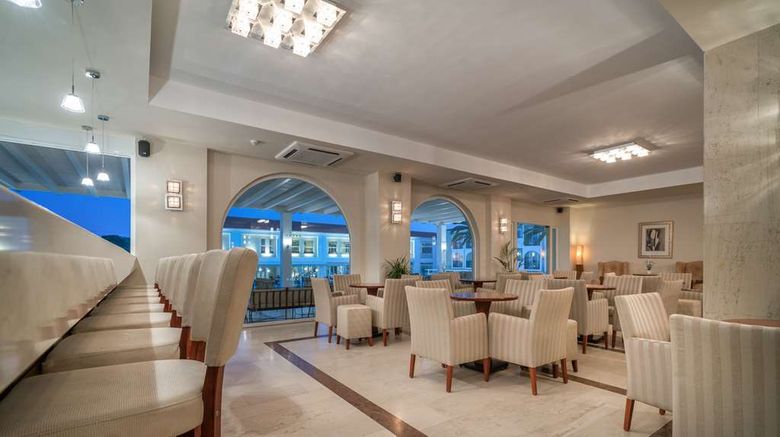 <b>Zante Park Hotel, BW Premier Collection Lobby</b>. Images powered by <a href="https://iceportal.shijigroup.com/" title="IcePortal" target="_blank">IcePortal</a>.