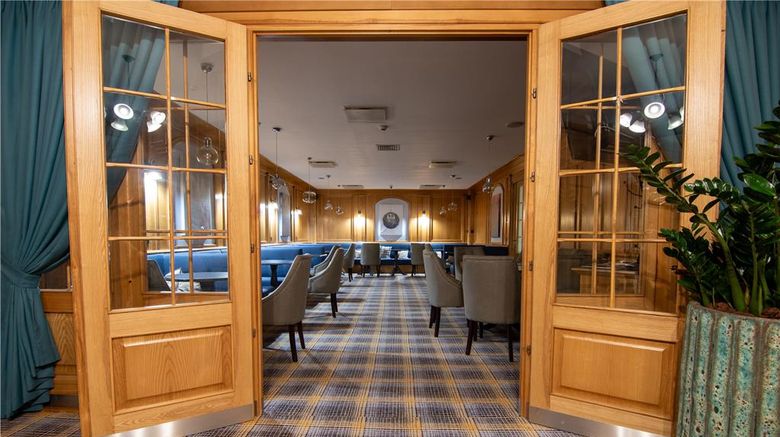 <b>Best Western Bucovina-Club De Munte Restaurant</b>. Images powered by <a href="https://iceportal.shijigroup.com/" title="IcePortal" target="_blank">IcePortal</a>.