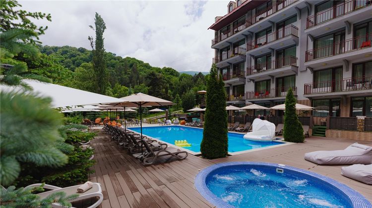 Best Western Paradise Hotel Dilijan Pool