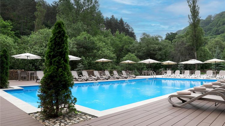 Best Western Paradise Hotel Dilijan Pool
