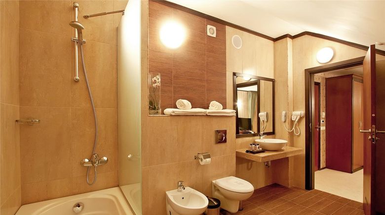 <b>Best Western Plus Bristol Hotel Suite</b>. Images powered by <a href="https://iceportal.shijigroup.com/" title="IcePortal" target="_blank">IcePortal</a>.