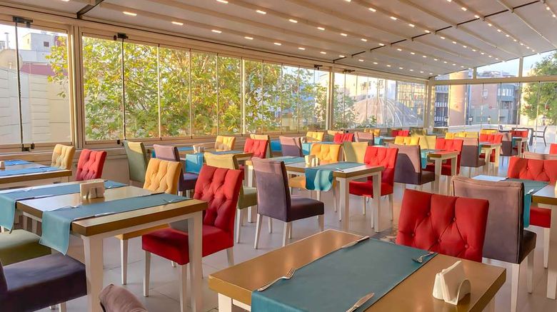 <b>Best Western Plus Khan Hotel Restaurant</b>. Images powered by <a href="https://iceportal.shijigroup.com/" title="IcePortal" target="_blank">IcePortal</a>.