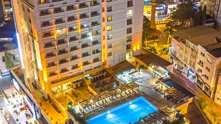 Best Western Plus Khan Hotel Exterior