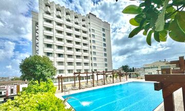 Best Western Plus Khan Hotel