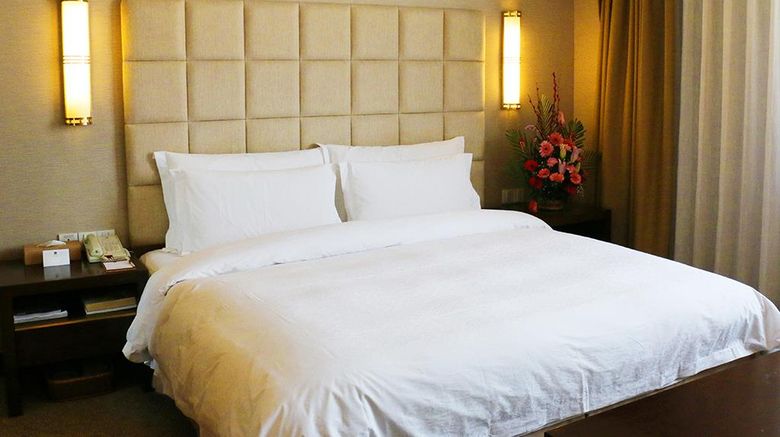 <b>Best Western Fuzhou Fortune Hotel Suite</b>. Images powered by <a href="https://iceportal.shijigroup.com/" title="IcePortal" target="_blank">IcePortal</a>.