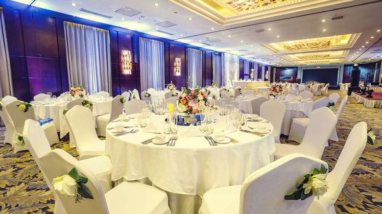 <b>Best Western Premier Tuushin Hotel Ballroom</b>. Images powered by <a href="https://iceportal.shijigroup.com/" title="IcePortal" target="_blank">IcePortal</a>.