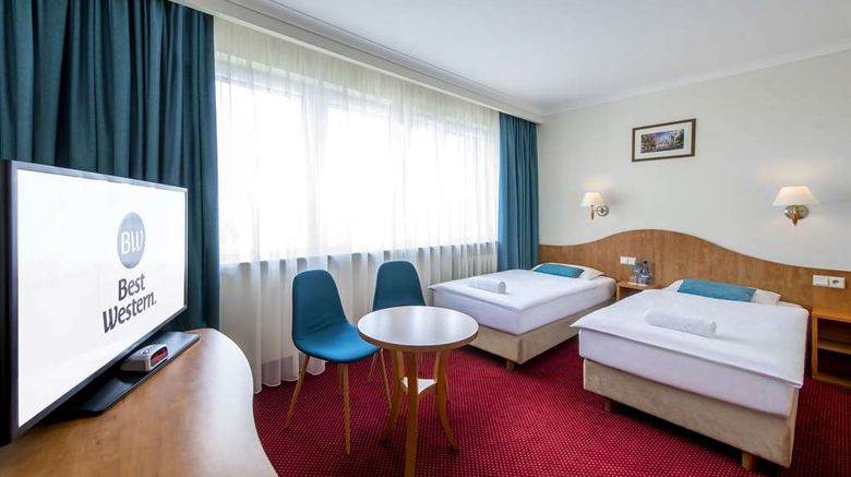 <b>Best Western Portos Hotel Room</b>. Images powered by <a href="https://iceportal.shijigroup.com/" title="IcePortal" target="_blank">IcePortal</a>.