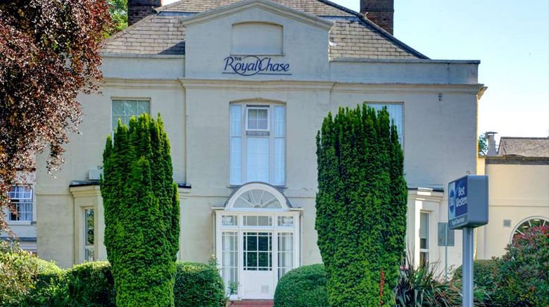 <b>Best Western The Royal Chase Hotel Exterior</b>. Images powered by <a href="https://iceportal.shijigroup.com/" title="IcePortal" target="_blank">IcePortal</a>.