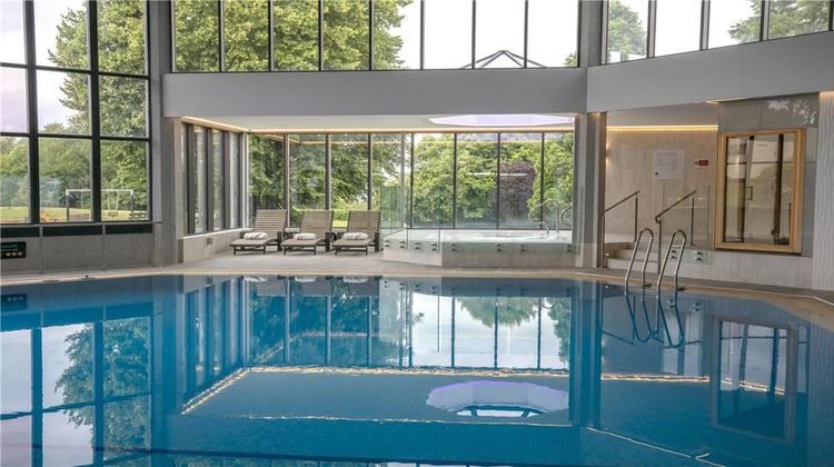 Swindon Blunsdon House, BW Premier Pool