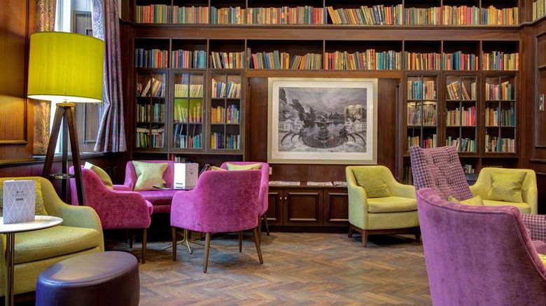 <b>The Resident Soho Restaurant</b>. Images powered by <a href="https://iceportal.shijigroup.com/" title="IcePortal" target="_blank">IcePortal</a>.