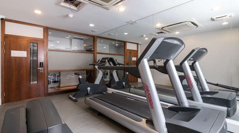 <b>The Resident Soho Health</b>. Images powered by <a href="https://iceportal.shijigroup.com/" title="IcePortal" target="_blank">IcePortal</a>.