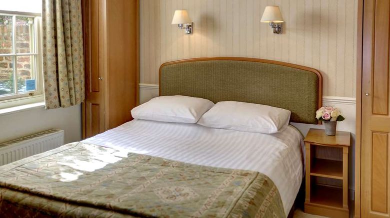 <b>York Pavillion Hotel Room</b>. Images powered by <a href="https://iceportal.shijigroup.com/" title="IcePortal" target="_blank">IcePortal</a>.