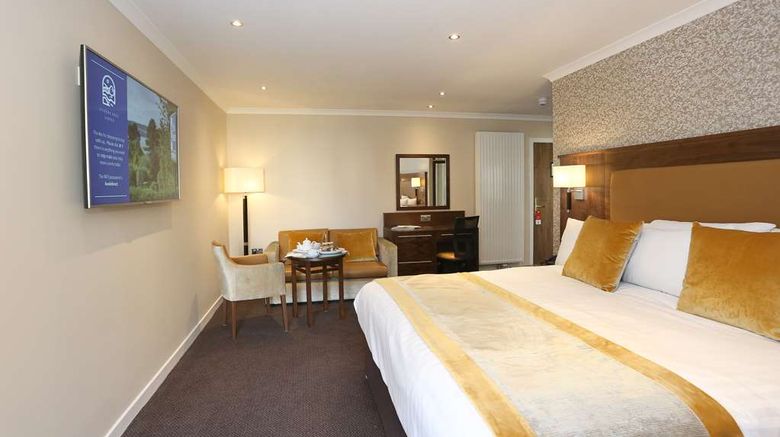 <b>Best Western Dundee Invercarse Hotel Suite</b>. Images powered by <a href="https://iceportal.shijigroup.com/" title="IcePortal" target="_blank">IcePortal</a>.