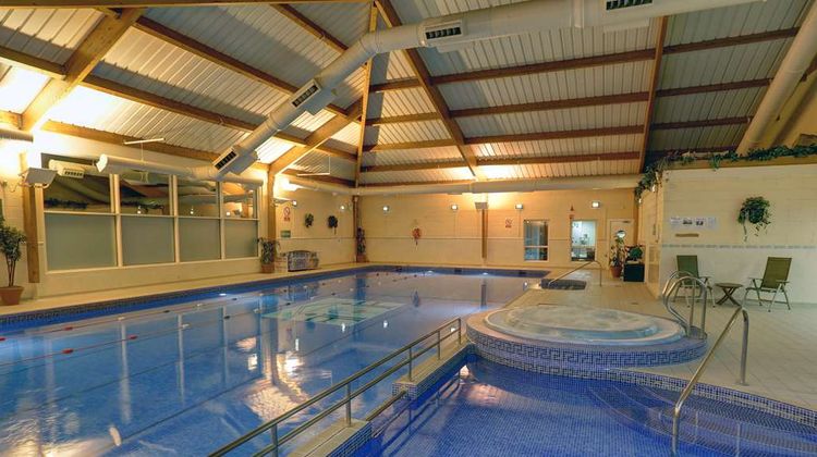 Best Western Kings Manor Hotel Pool