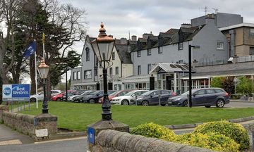 Best Western Kings Manor Hotel