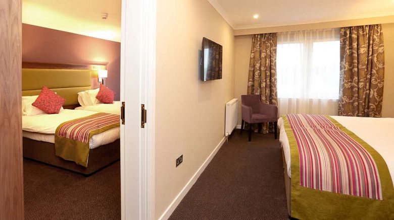 <b>Best Western Dundee Woodlands Hotel Room</b>. Images powered by <a href="https://iceportal.shijigroup.com/" title="IcePortal" target="_blank">IcePortal</a>.