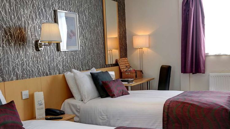 Sure Hotel by Best Western Aberdeen Room