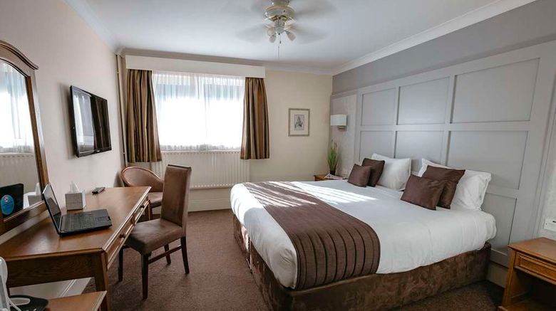 <b>Best Western Manor Hotel Room</b>. Images powered by <a href="https://iceportal.shijigroup.com/" title="IcePortal" target="_blank">IcePortal</a>.