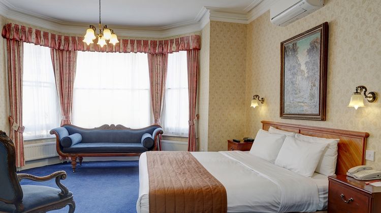 Best Western Swiss Cottage Hotel Room