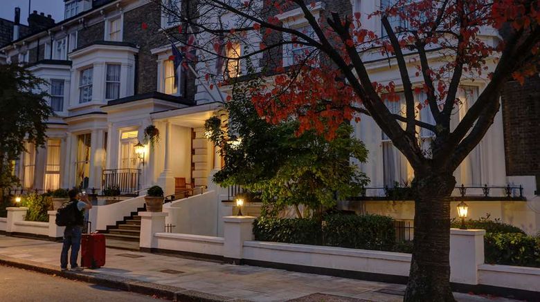 <b>Best Western Swiss Cottage Hotel Exterior</b>. Images powered by <a href="https://iceportal.shijigroup.com/" title="IcePortal" target="_blank">IcePortal</a>.