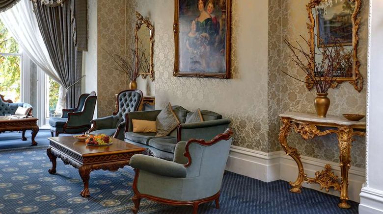 <b>Best Western Swiss Cottage Hotel Restaurant</b>. Images powered by <a href="https://iceportal.shijigroup.com/" title="IcePortal" target="_blank">IcePortal</a>.