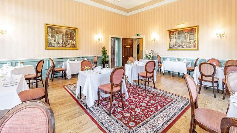 <b>Best Western Limpley Stoke Hotel Restaurant</b>. Images powered by <a href="https://iceportal.shijigroup.com/" title="IcePortal" target="_blank">IcePortal</a>.