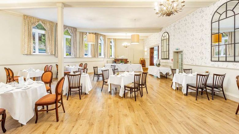 <b>Best Western Limpley Stoke Hotel Restaurant</b>. Images powered by <a href="https://iceportal.shijigroup.com/" title="IcePortal" target="_blank">IcePortal</a>.