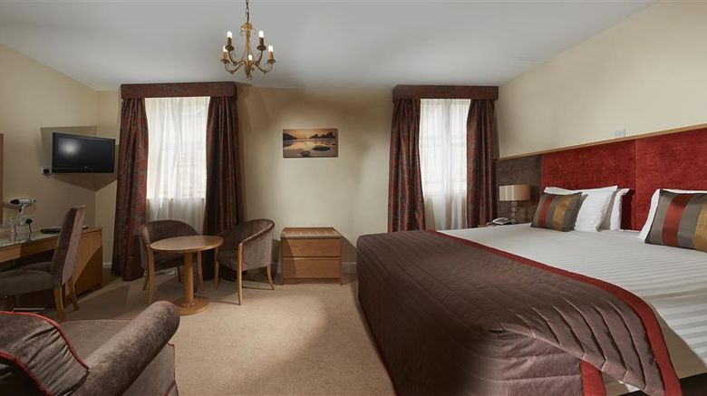 <b>Best Western Moores Central Hotel Suite</b>. Images powered by <a href="https://iceportal.shijigroup.com/" title="IcePortal" target="_blank">IcePortal</a>.