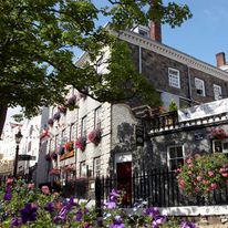 Best Western Moores Central Hotel