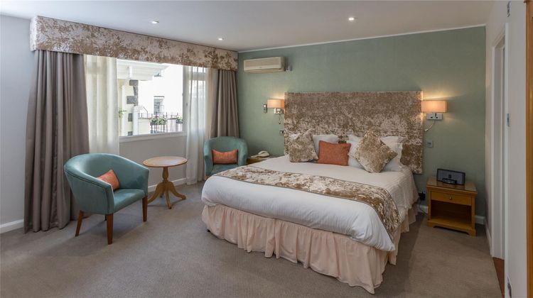 Best Western Moores Central Hotel Room
