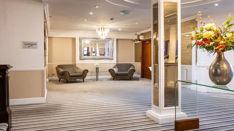<b>Best Western Royal Hotel Lobby</b>. Images powered by <a href="https://iceportal.shijigroup.com/" title="IcePortal" target="_blank">IcePortal</a>.