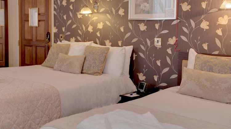 Weston Hall Hotel, Sure Hotel Coll Room